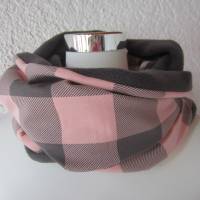 Kuscheliger Loopschal - Jersey und Fleece - grau rosa Quadrate Bild 3