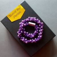 Halskette, Häkelkette lila violett, Länge 40 cm, Perlenkette aus Glasperlenmix gehäkelt, Rocailles, Häkelschmuck Bild 4