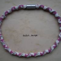 Häkelkette, gehäkelte Perlenkette * Himbeer-Sahne-Schnittchen Bild 2