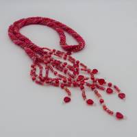 Perlenkette gehäkelt + gefädelt Glasperlen und Wachsperlen, rot und transparent, 80 cm, lange Halskette aus Perlen Bild 1