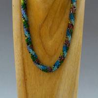 Halskette,Häkelkette türkis grün braun + anthrazit, 47 cm, Perlenkette aus Glasperlen gehäkelt, Rocailles, Häkelschmuck Bild 5