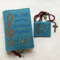 Bestickte Rosenkranztasche aus Filz *Motiv Notenschlüssel und Noten *individuell angefertigt Bild 6