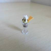 Miniatur Speisen - Eisbecher -  Dekoration im Puppenhaus oder zum Basteln für den Feengarten Bild 1