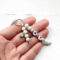 personalisierter Schlüsselanhänger • Perlen | Farbwahl | Geschenkidee Bild 4