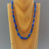Halskette, Häkelkette bleistiftblau mit bunt, 46 cm, Perlenkette aus Rocailles gehäkelt, Glasperlenkette, Häkelschmuck Bild 1