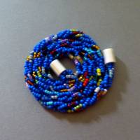 Halskette, Häkelkette bleistiftblau mit bunt, 46 cm, Perlenkette aus Rocailles gehäkelt, Glasperlenkette, Häkelschmuck Bild 3