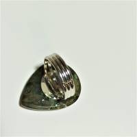 Ring mit 30 x 25 mm großem Labradorit Stein Tropfen poliert schimmernd als Geschenk für sie Bild 5