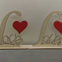 Holz-Herzaufsteller "Love" mit Herz, ein ausgefallenes Mitbringsel Bild 2