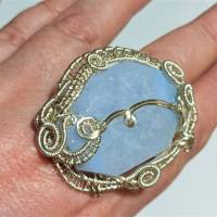 Großer Ring Chalcedon 50 x 43 mm babyblau handgemacht in wirework silberfarben crazy Handschmuck Bild 8