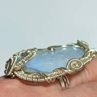 Großer Ring Chalcedon 50 x 43 mm babyblau handgemacht in wirework silberfarben crazy Handschmuck Bild 9