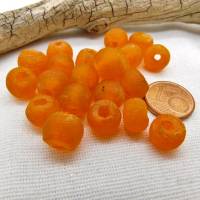 20 Stück kleinere Recyclingglasperlen - Krobo Perlen - Orange - ca. 8-9mm, handgemachte Pulverglasperlen aus Ghana Bild 1