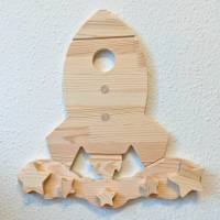Holzmagnettafel für Kinderzimmer mit Rakete Motiv, inkl. 5x Holzmagnete, Magnettafel aus Holz Bild 5