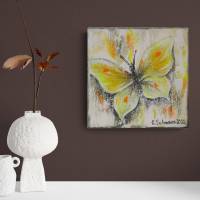 YELLOW BUTTERFLY - schickes Schmetterlingsbild auf Leinwand  20cmx20cm mit goldfarbigen Effekten - Künstlerin Christiane Bild 2