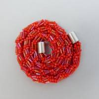 Glasperlenkette gehäkelt, Häkelkette in rot, Länge 46 cm, Rocailles + Stiftperlen, Halskette, Schmuck, Magnetverschluss Bild 1