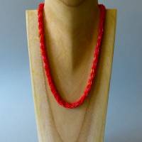 Glasperlenkette gehäkelt, Häkelkette in rot, Länge 46 cm, Rocailles + Stiftperlen, Halskette, Schmuck, Magnetverschluss Bild 2