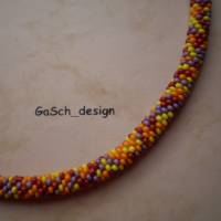 Häkelkette, gehäkelte Perlenkette * Chaos bei den Herbstfarben, 52 cm Bild 2