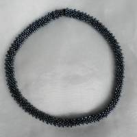 Kette  *out*in* anthrazit  gehäkelte Halskette Perlenkette Glasperlen Rocailles Bild 3