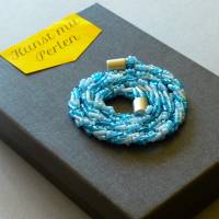 Glasperlenkette gehäkelt, Häkelkette hellblau türkis, 50 cm, Rocailles + Stiftperlen, Halskette, Schmuck Bild 2