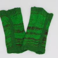 Armstulpen grün aus Wolle und Seide, Größe M, Pulswärmer für den Winter, Manschetten zum Aufpeppen der Kleidung, Stulpen Bild 3