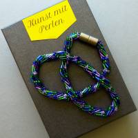 Glasperlenkette gehäkelt, Häkelkette grün blau lila, 48 cm, Rocailles + Stiftperlen, Halskette, Schmuck Bild 1