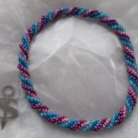 Kette  *SPIRALE* türkis pink  gehäkelte Halskette Perlenkette Glasperlen Rocailles Bild 2