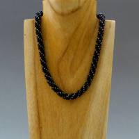 Halskette Spirale, Häkelkette Relief in schwarz silber, 41 cm, Perlenkette aus Perlenmix gehäkelt, Rocailles, Bild 2