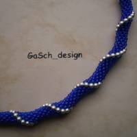 Häkelkette, gehäkelte Perlenkette * Marineblaue Leuchtrakete Bild 2