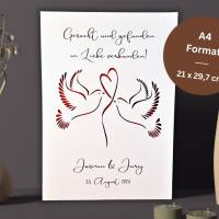 Geldgeschenk zur Hochzeit personalisiert - Hochzeitsgeschenk im Bilderrahmen mit Hochzeitsdatum - liebende Tauben Bild 3