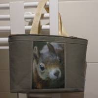 Kindertasche 'Eichhörnchen Moritz', Jeanstasche mit speziellem 'Futter-Stoff', Upcycling-Unikat Bild 1