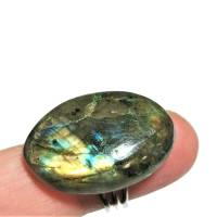 Ring mit 30 x 20 mm großem Labradorit Stein oval poliert schimmernd als Geschenk für sie Bild 1