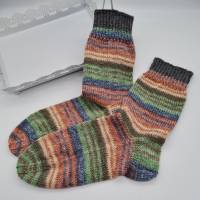 Gestrickte bunte dickere Socken,Gr. 44/45,Stricksocken,Kuschelsocken aus 6 fach Sockenwolle handgestrickt Bild 1