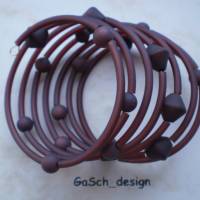 Armreifen * Spiralarmband * Polaris und PVC Schlauch, dunkelbraun matt Bild 1