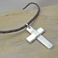 Silberkreuz "Quentin" mit geflochtenem Lederband, massives und kräftiges Kreuz für Männer, Jungs, Konfirmation, Bild 3
