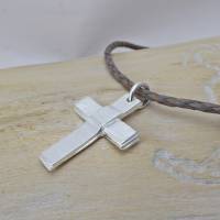 Silberkreuz "Quentin" mit geflochtenem Lederband, massives und kräftiges Kreuz für Männer, Jungs, Konfirmation, Bild 5