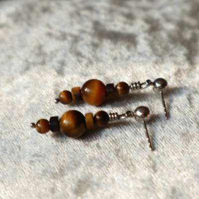 Hangearbeitete  Ohrhänger mit echtem Tigerauge