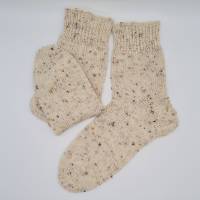 Gestrickte dickere Socken in Tweed naturweiß für den Mann,Gr. 46/47 aus 6 fädiger Sockenwolle,Wollsocken,Kuschelsocken Bild 1