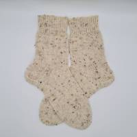Gestrickte dickere Socken in Tweed naturweiß für den Mann,Gr. 46/47 aus 6 fädiger Sockenwolle,Wollsocken,Kuschelsocken Bild 3