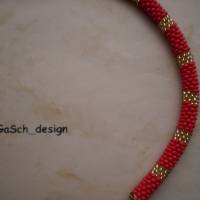 Häkelkette, gehäkeltes Perlencollier * Rotes Goldschätzchen Bild 3