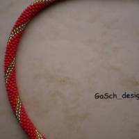 Häkelkette, gehäkeltes Perlencollier * Rotes Goldschätzchen Bild 4