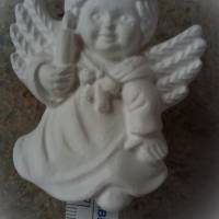 1 kleiner Engel - Gips Relief zum Anmalen mit Anhänger kann auch als Duftanhänger verwendet werden Bild 3
