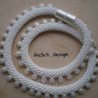 Häkelkette, gehäkelte Perlenkette * Drachenschwanz im Hochzeitskleid Bild 1