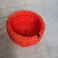 Utensilo, gehäkelter Korb, Osternest aus Textilgarn orange (21 cm) Bild 2
