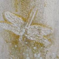 ELEGANT DRAGONFLIES  -  abstraktes weißes Libellenbild mit goldfarbigen Akzenten und Glitter 60cmx50cm auf Leinwand Bild 6