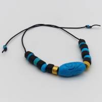 Armband, Freundschaftsband, türkisblau, schwarz, gold, aus Keramikperlen geknüpft, Armschmuck Bild 3