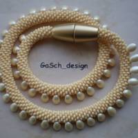 Häkelkette, gehäkelte Perlenkette * Drachenschwanz pastell gelb Bild 1