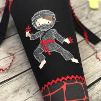 coole Schultüte in Schwarz/grau/rot mit Ninja Bild 2
