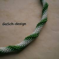 Häkelkette, gehäkelte Perlenkette * Grüne Hügel Bild 2