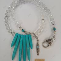 Halskette Indianer Look Perlenkette aus Glas und Türkis Stein mit Federanhänger Glasperlen transparent Silber Karabiner Bild 1