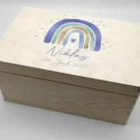Erinnerungskiste Baby mit Namen "Regenbogen watercolor blau" Geburtsdatum Erinnerungsbox für Kinder Bild 5