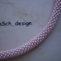 Häkelarmband, gehäkeltes Perlenarmband * Zarte Pfirsichhaut Bild 2
